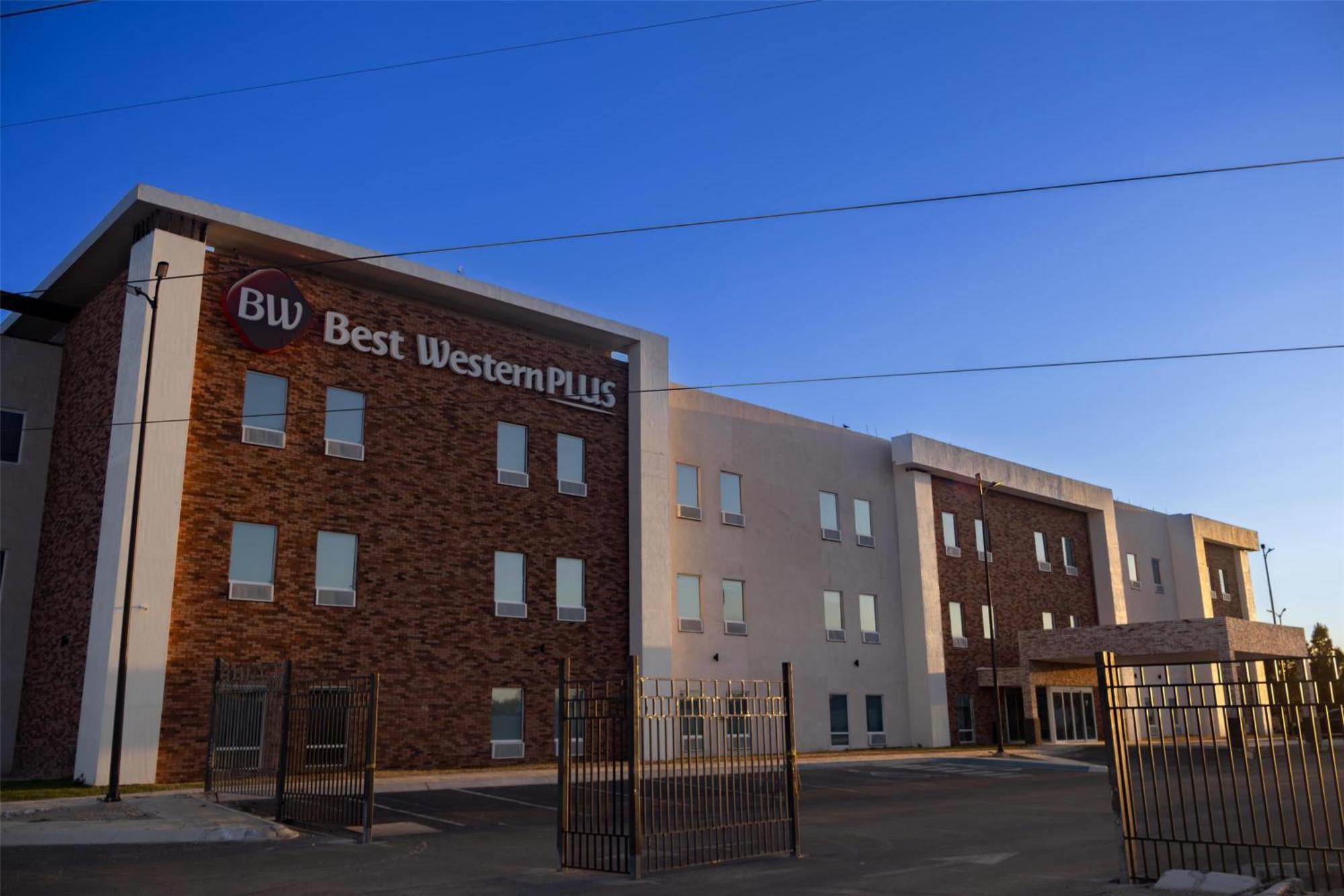 Best Western Plus Sacramento Чіуауа Екстер'єр фото
